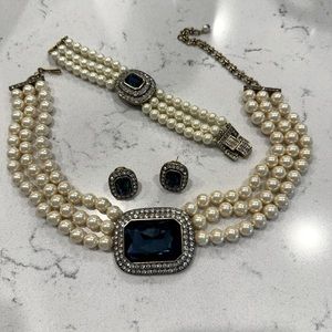HEIDI DAUS stunning 3 piece set with pearls and Swarvorski crystals